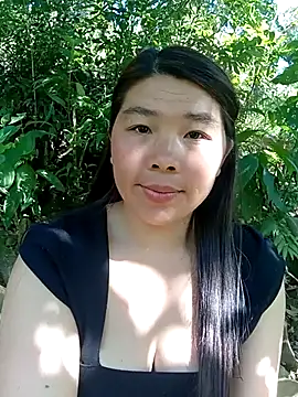 quynhkoolbae online show from 11-28-25, 06:46