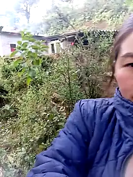 quynhkoolbae online show from 11-15-25, 09:13