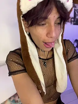 Snapshot of bellamy_095 chatting on 02-26-26, 05:35 bellamy 095 online show from 02-26-26, 05:35