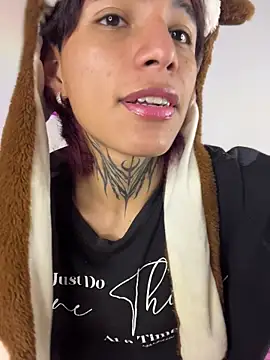 Snapshot of bellamy_095 chatting on 02-27-26, 06:08 bellamy 095 online show from 02-27-26, 06:08