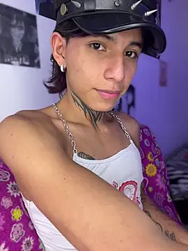 Snapshot of bellamy_095 chatting on 02-13-26, 07:58 bellamy 095 online show from 02-13-26, 07:58