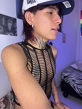 Snapshot of bellamy_095 chatting on 02-18-26, 08:05 bellamy 095 online show from 02-18-26, 08:05