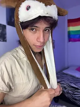 Snapshot of bellamy_095 chatting on 02-19-26, 08:17 bellamy 095 online show from 02-19-26, 08:17