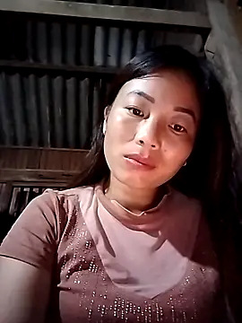 Snapshot of Annaacutee chatting on 10-02-25, 10:35 Annaacutee online show from 10-02-25, 10:35