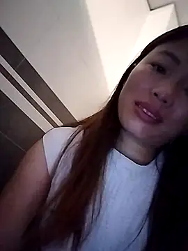 Snapshot of Annaacutee chatting on 10-20-25, 11:38 Annaacutee online show from 10-20-25, 11:38