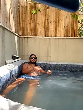 husbandandwifetobe online show from 09-26-25, 10:33