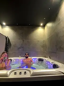 husbandandwifetobe online show from 10-01-25, 01:00