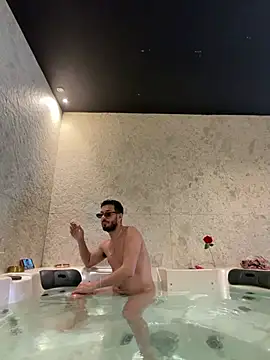 husbandandwifetobe online show from 02-21-26, 01:02