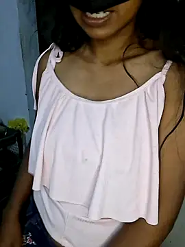 sunny sweet online show from 06-20-26, 04:23