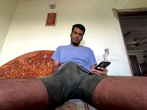 nivedthomas01 online show from 01-09-26, 04:30