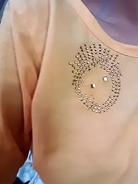 Pinki thakur 1 online show from 10-18-25, 05:42