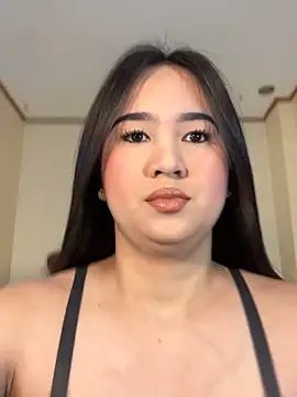 KeraEvangeline online show from 12-17-25, 04:34