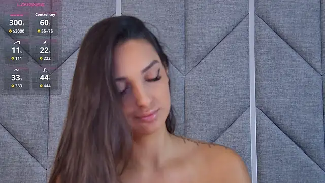 Snapshot of Kimberlymav chatting on 09-15-25, 04:24 Kimberlymav online show from 09-15-25, 04:24