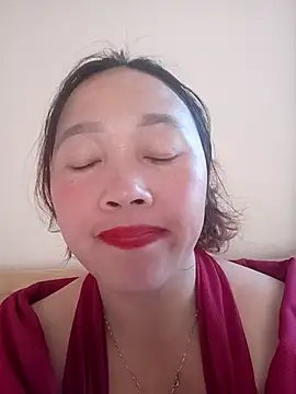 miumiu 00 online show from 02-06-26, 09:49