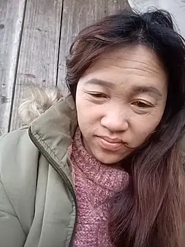 miumiu 00 online show from 11-29-25, 11:38