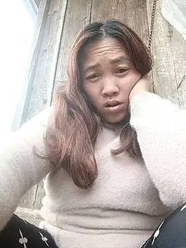 miumiu 00 online show from 10-26-25, 05:30