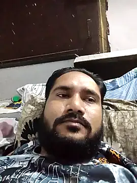 Snapshot of VijayLover69 chatting on 10-09-25, 06:47 VijayLover69 online show from 10-09-25, 06:47