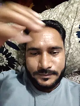 Snapshot of VijayLover69 chatting on 10-13-25, 04:52 VijayLover69 online show from 10-13-25, 04:52