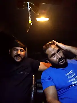 Snapshot of VijayLover69 chatting on 10-22-25, 03:33 VijayLover69 online show from 10-22-25, 03:33