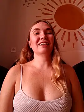 KisaVixen online show from 10-21-25, 08:36