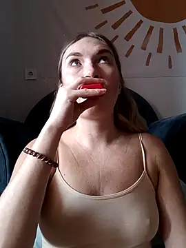 KisaVixen online show from 10-03-25, 09:11