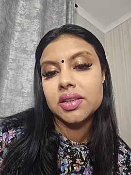 Indian GlowingMiax online show from 11-18-25, 01:43