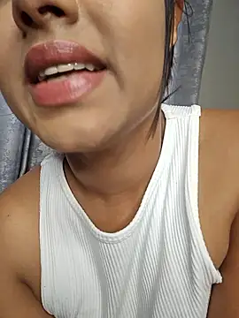 Indian GlowingMiax online show from 02-20-26, 09:44