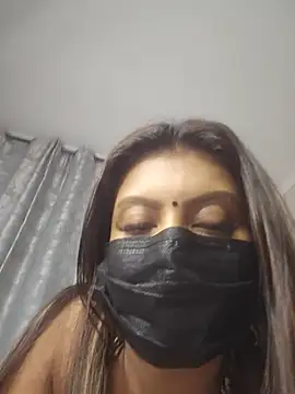 Snapshot of Indian_GlowingMiax chatting on 06-26-26, 10:37 Indian GlowingMiax online show from 06-26-26, 10:37