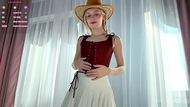 GlaydsLeveto online show from 04-10-26, 04:52