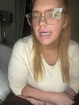 MysteriousMylaX online show from 11-13-25, 05:17