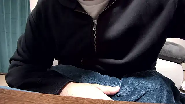 Snapshot of secretbearjp chatting on 02-11-26, 11:32 secretbearjp online show from 02-11-26, 11:32