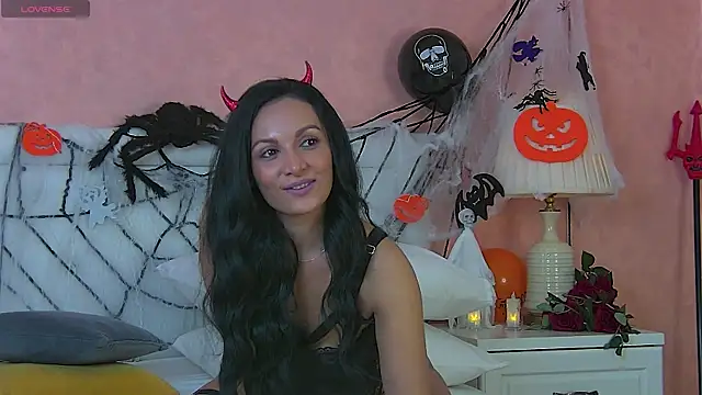 NovaDiamond online show from 10-29-25, 05:50