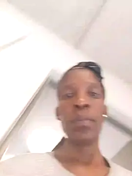 londie2 online show from 11-26-25, 07:19