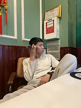 Snapshot of linh21107 chatting on 04-10-26, 12:23 linh21107 online show from 04-10-26, 12:23