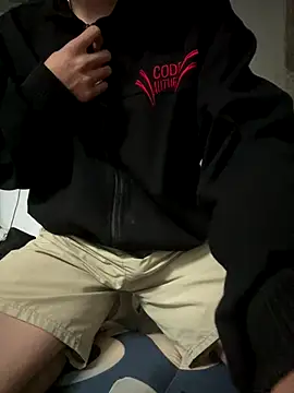 Snapshot of linh21107 chatting on 12-03-25, 05:34 linh21107 online show from 12-03-25, 05:34