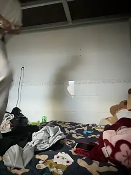 Snapshot of linh21107 chatting on 11-24-25, 08:47 linh21107 online show from 11-24-25, 08:47