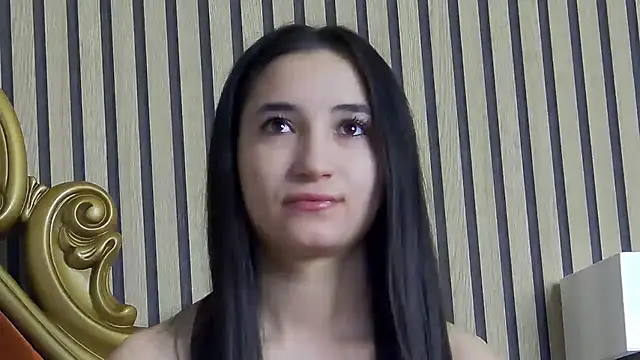 CarolinaBlair online show from 03-31-26, 06:15