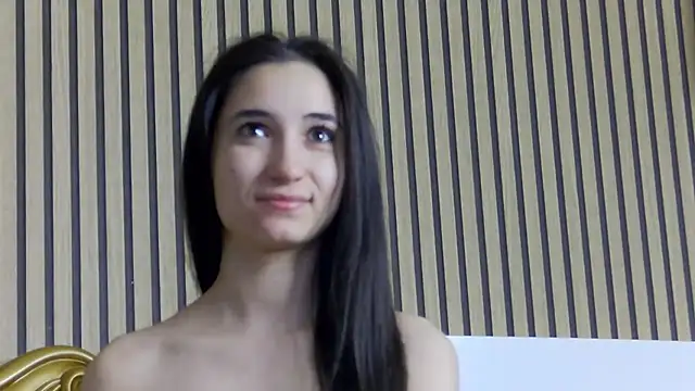 CarolinaBlair online show from 04-05-26, 05:58