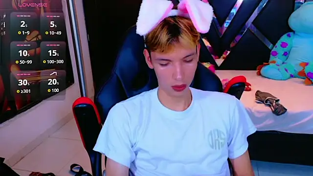 park jimin1 online show from 01-05-26, 05:27