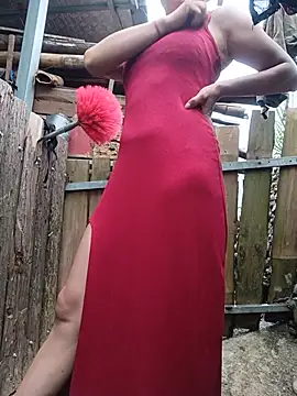 Snapshot of linda_bae00 chatting on 07-16-26, 12:51 linda bae00 online show from 07-16-26, 12:51