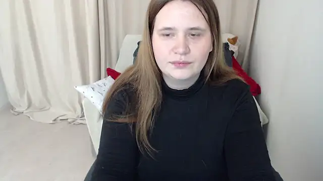 Snapshot of AdelinaLawson chatting on 03-17-25, 04:01 AdelinaLawson online show from 03-17-25, 04:01