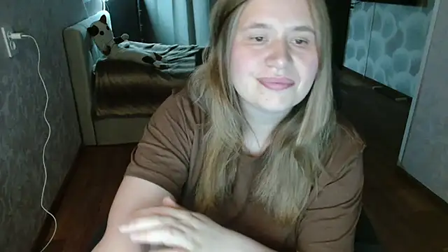 Snapshot of AdelinaLawson chatting on 05-21-26, 04:04 AdelinaLawson online show from 05-21-26, 04:04