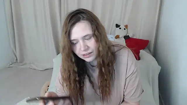 Snapshot of AdelinaLawson chatting on 03-05-25, 04:24 AdelinaLawson online show from 03-05-25, 04:24