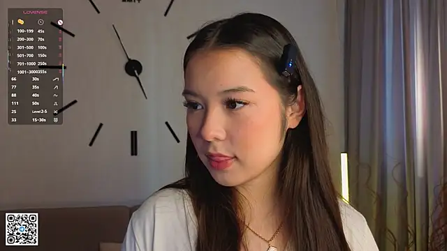 Snapshot of AlberthaEscue chatting on 09-21-25, 04:17 AlberthaEscue online show from 09-21-25, 04:17