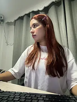 Snapshot of olivia_jass chatting on 04-20-26, 02:07 olivia jass online show from 04-20-26, 02:07