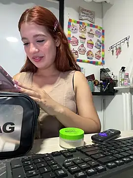 Snapshot of olivia_jass chatting on 05-15-26, 09:46 olivia jass online show from 05-15-26, 09:46