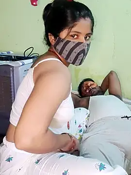 Snapshot of Desi_masti69 chatting on 09-11-25, 10:59 Desi masti69 online show from 09-11-25, 10:59