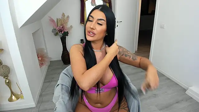 Ranya Evy online show from 02-28-26, 04:17