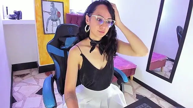 alison moon7 online show from 10-10-25, 12:39