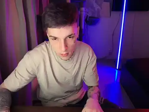 Snapshot of davesinner chatting on 03-02-26, 05:08 davesinner online show from 03-02-26, 05:08